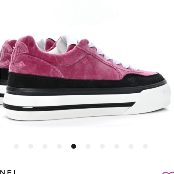NIB Chanel Pink Velvet Sneakers 38.5 retail $1250 - Picture 1 of 16